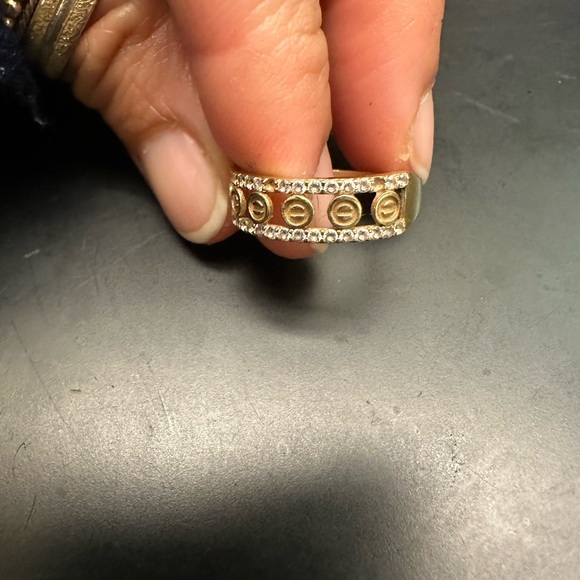 Gold ring - Picture 5 of 5